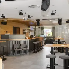 Neue Bar Dorfstuben Wildschönau von innen