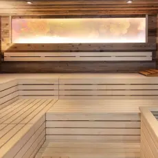 Innenbereich Sauna andere Perspektive